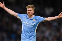 开云官网-强势登顶，球队雄心勃发壮志凌云