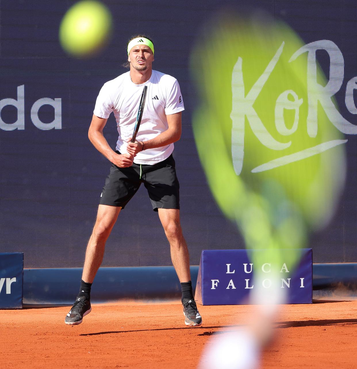 德国网球队完胜澳大利亚网球队,兹维列夫送出助攻的简单介绍 德国网球队完胜澳大利亚网球队,兹维列夫送出助攻的简单介绍